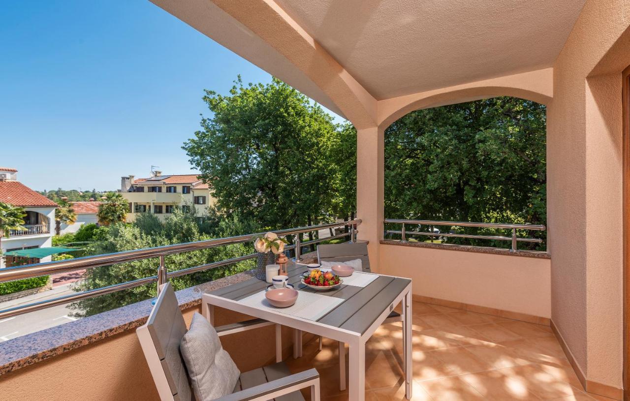 Apartments Villa Ana بوريتش المظهر الخارجي الصورة