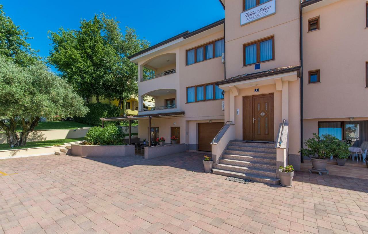 Apartments Villa Ana بوريتش المظهر الخارجي الصورة